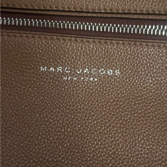 Marc Jacobs brown handbag - Picture 2 of 5